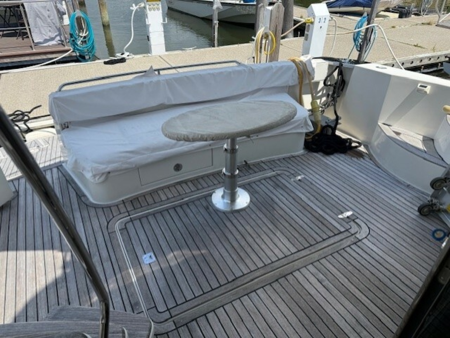aft cockpit