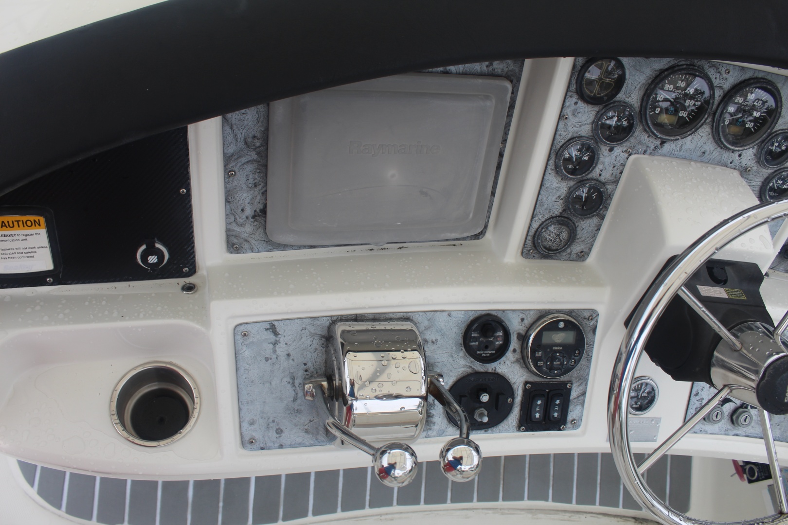 33ft Carver Yacht For Sale