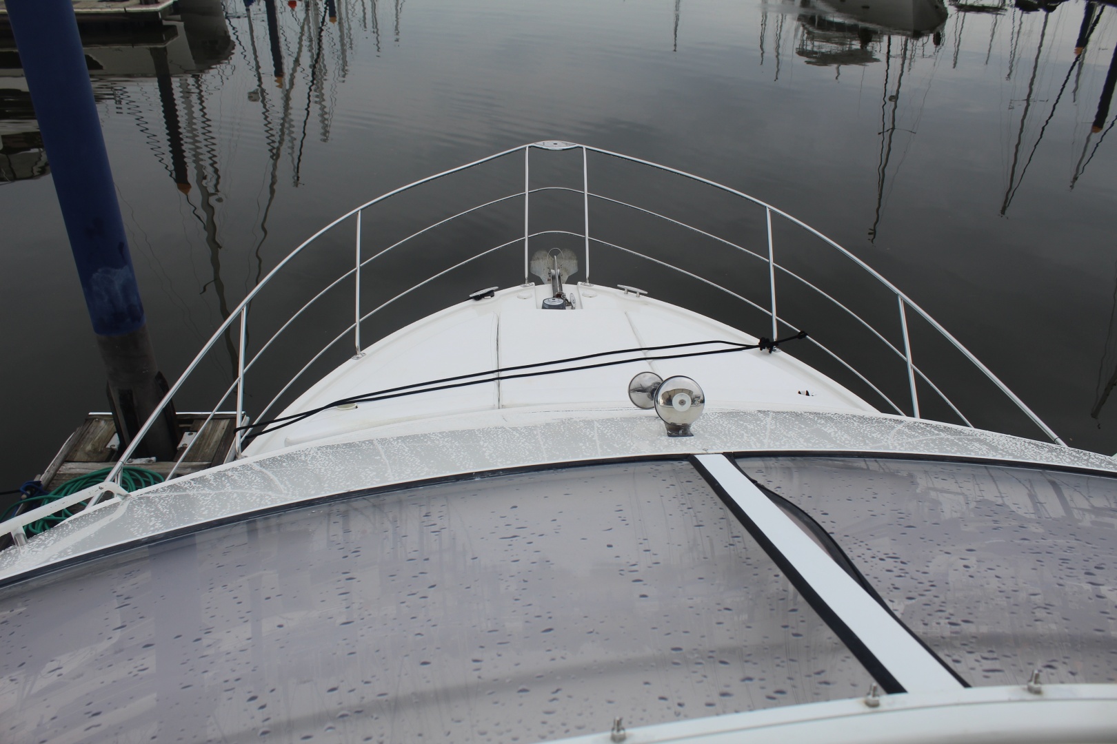 33ft Carver Yacht For Sale