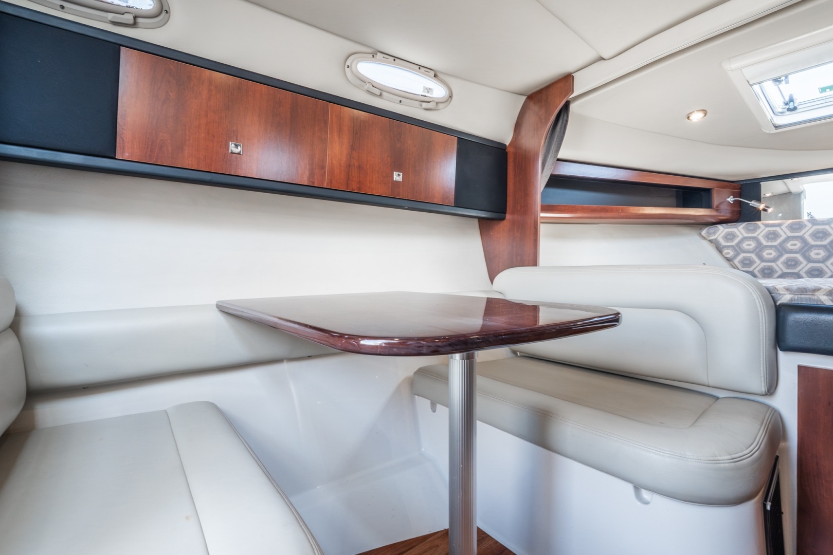 29ft Chaparral Yacht For Sale 29ft Chaparral Yacht For Sale