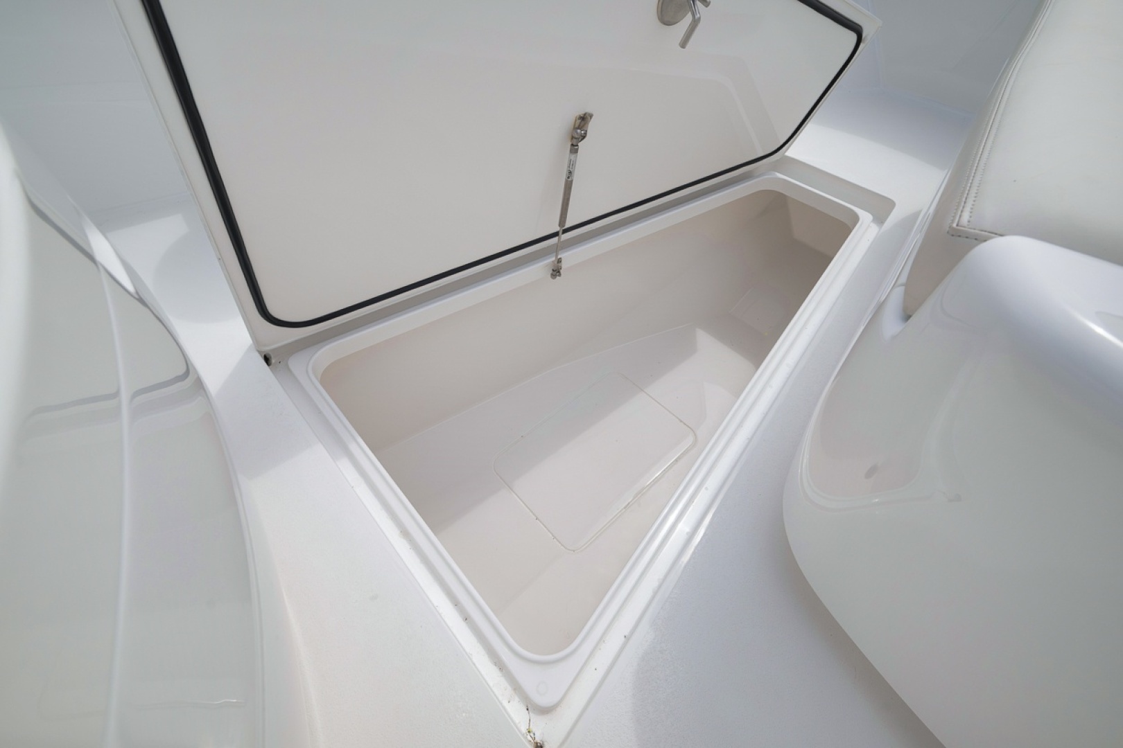Valhalla Boatworks V-33 Yacht For Sale