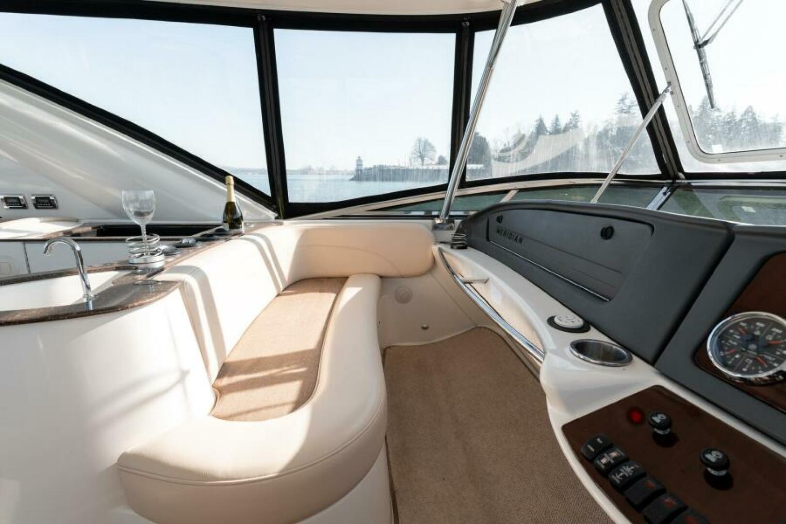 2014 Meridian 441 Sedan