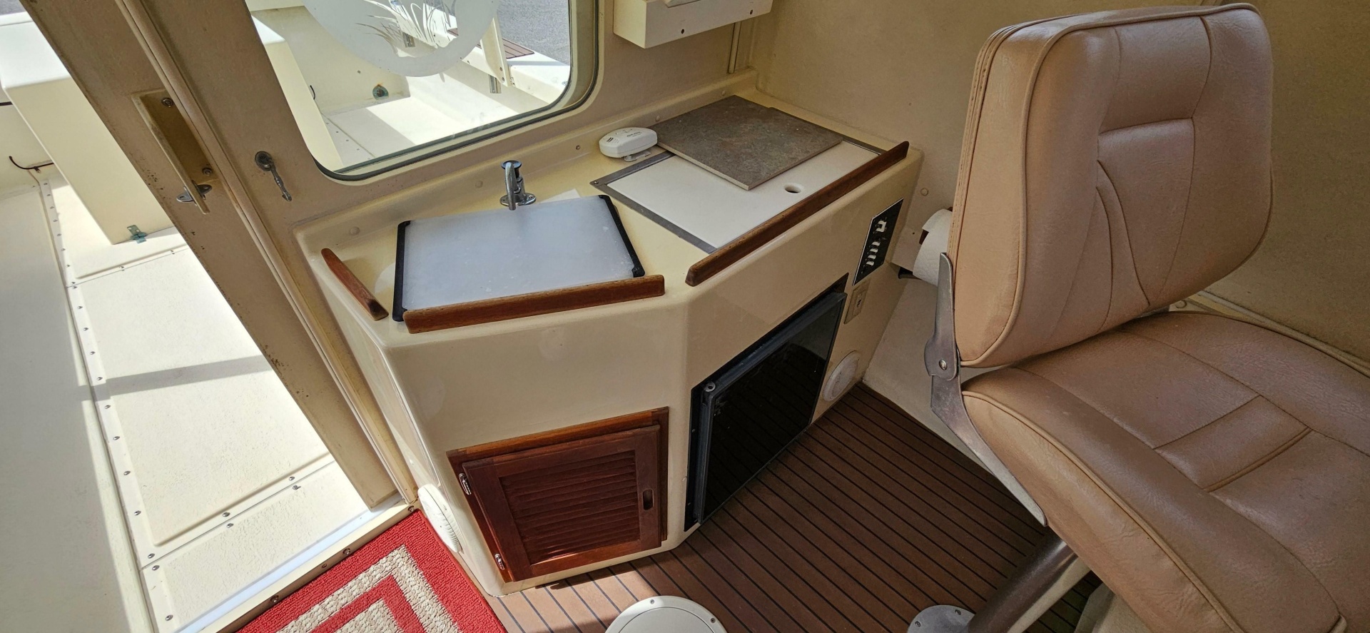 2001 Rosborough RF-246 Custom Wheelhouse