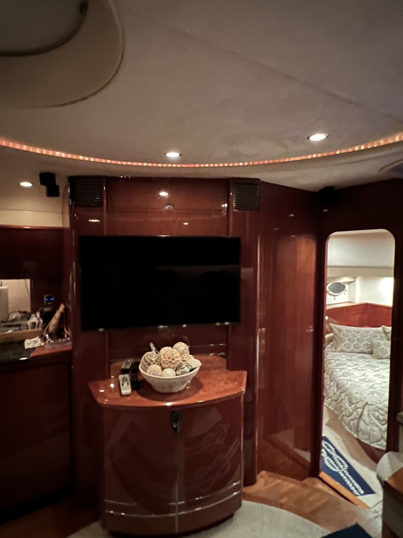 2004 Viking Princess V58