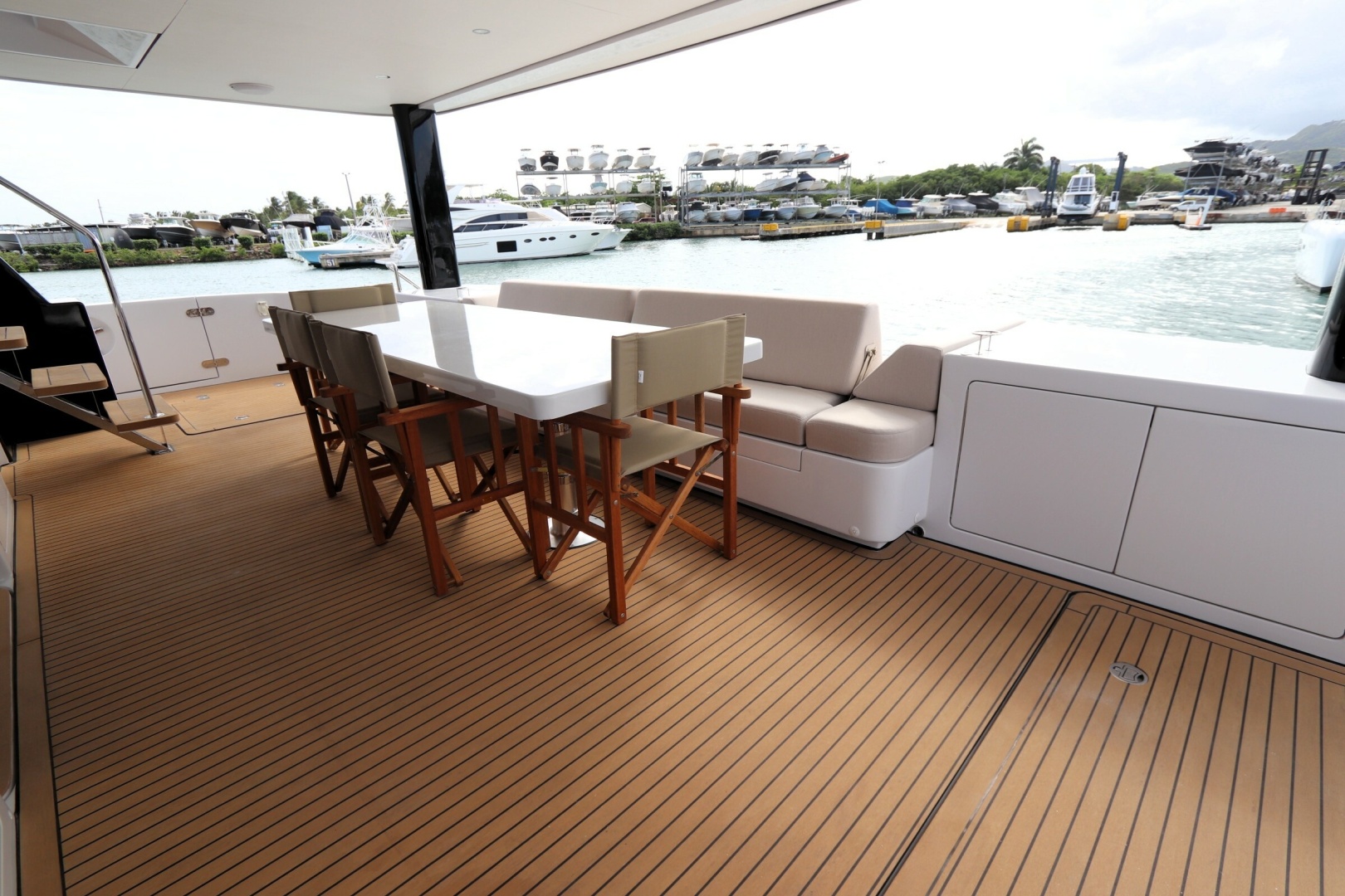 Flow 55ft Two Oceans Yacht For Sale Flow 55ft Two Oceans Yacht For Sale