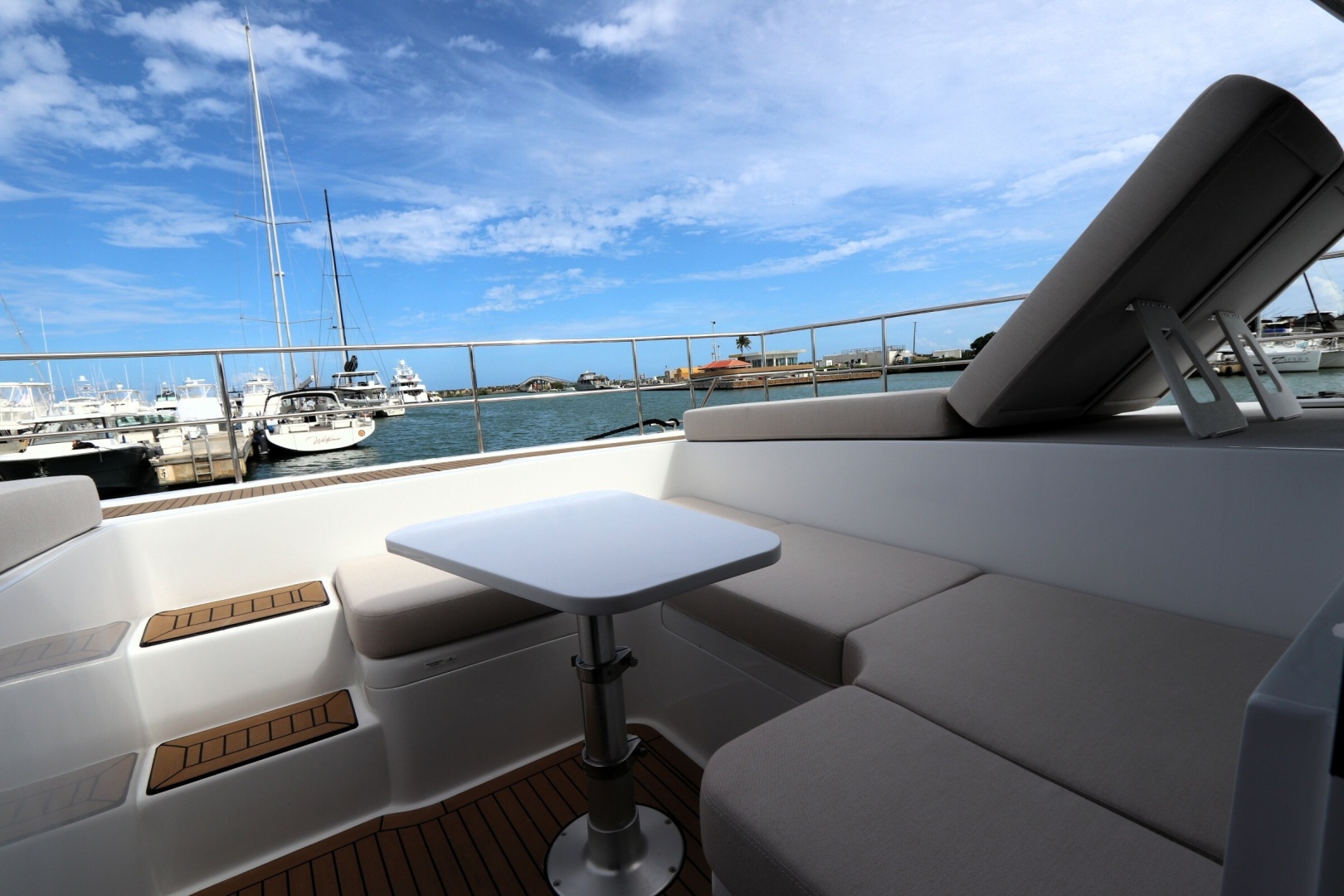 Flow 55ft Two Oceans Yacht For Sale Flow 55ft Two Oceans Yacht For Sale