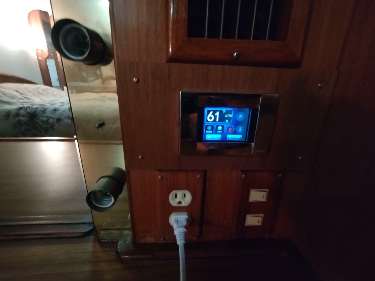 1989 Hyatt Double Cabin Motoryacht