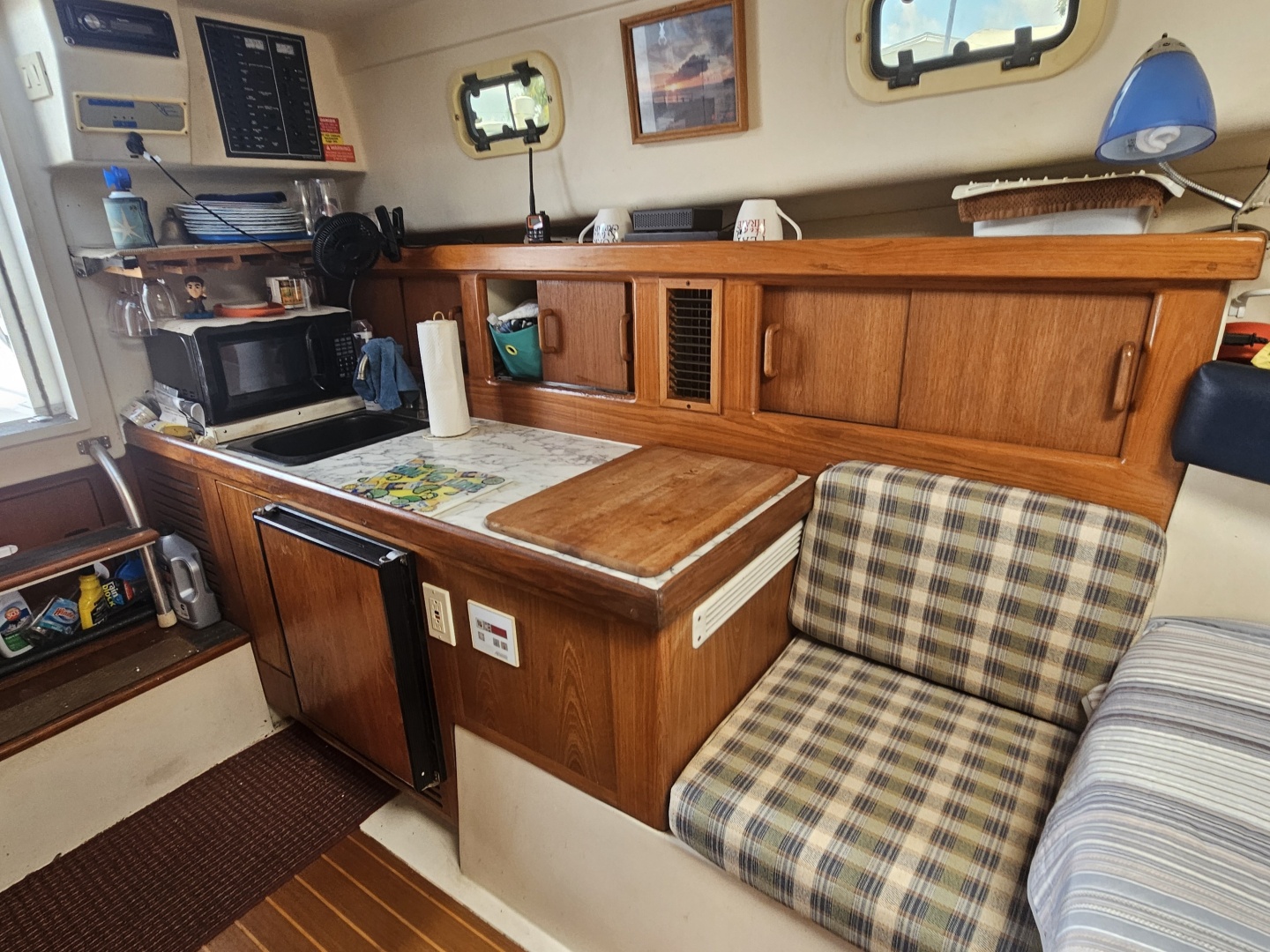 30ft Mainship Yacht For Sale