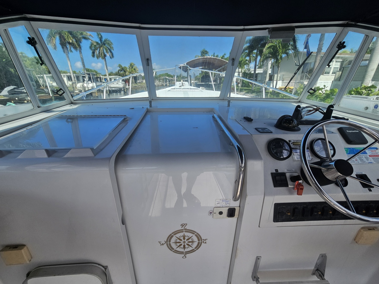 2000 Mainship Pilot 30