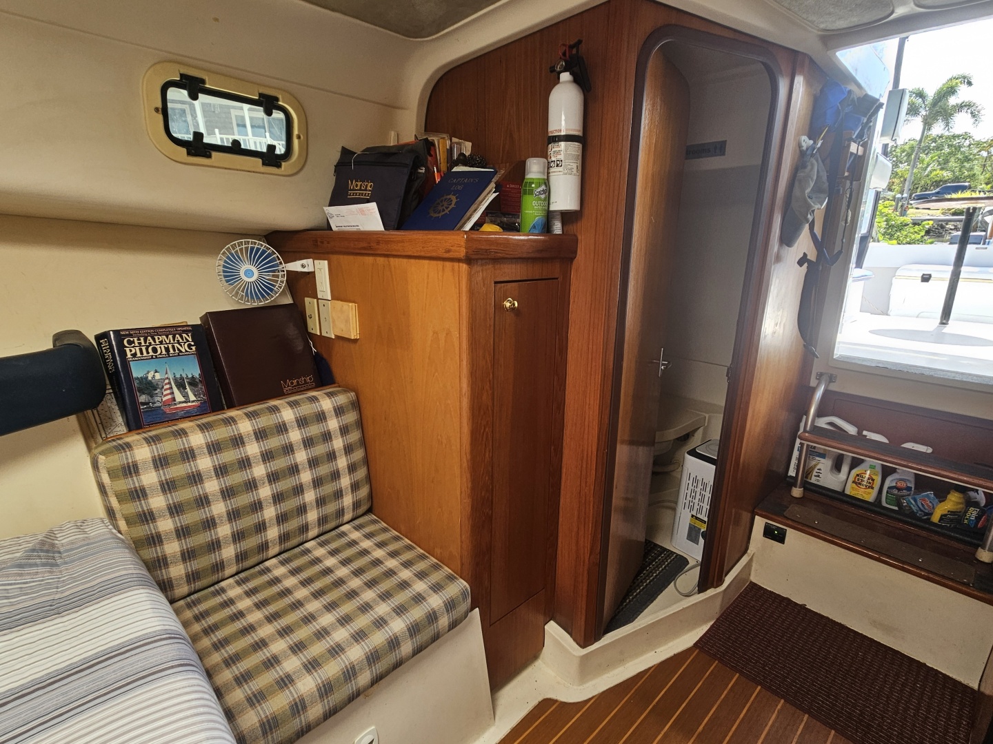 2000 Mainship Pilot 30