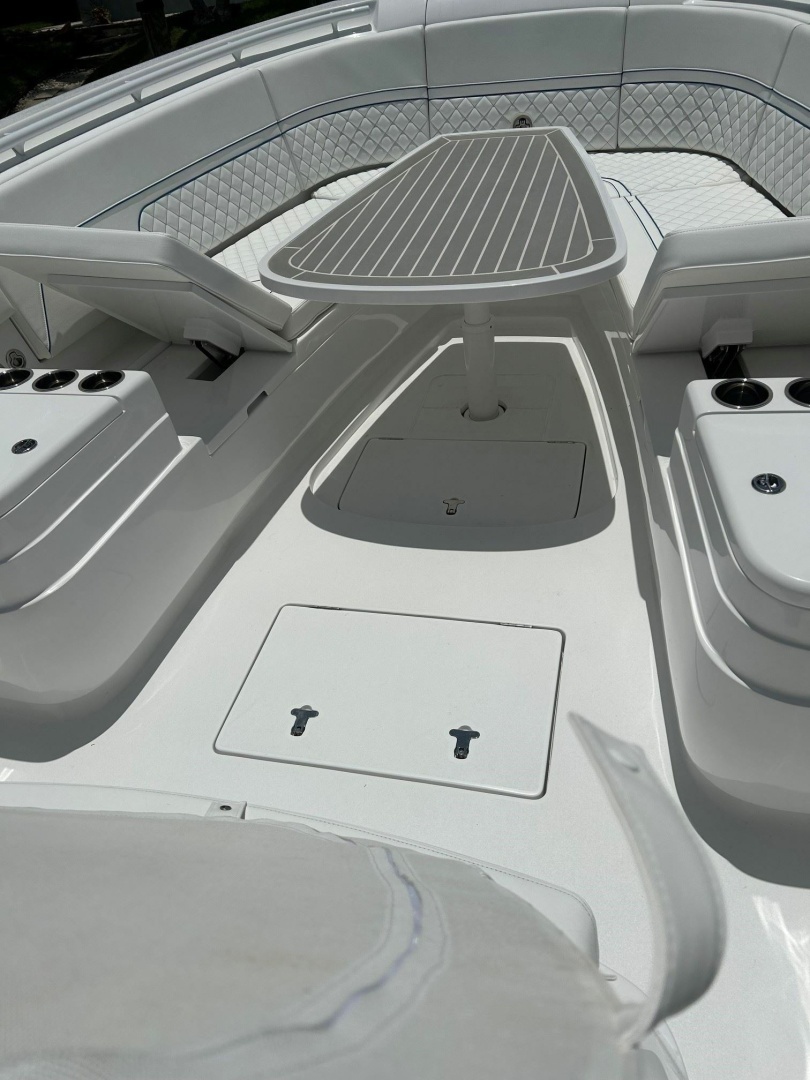 Intrepid 375 Nomad Yacht For Sale