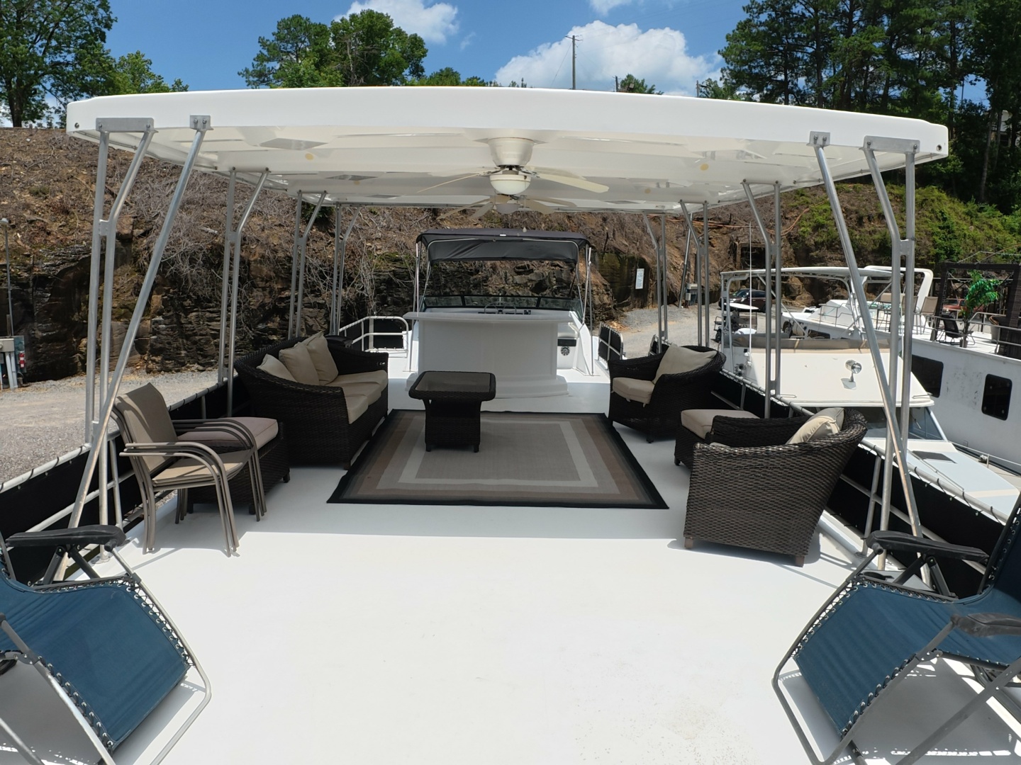 THE SUGAR SHACK 55ft Lakeview Yacht For Sale