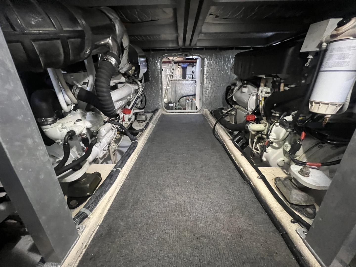 Navigator 5400 Yacht For Sale