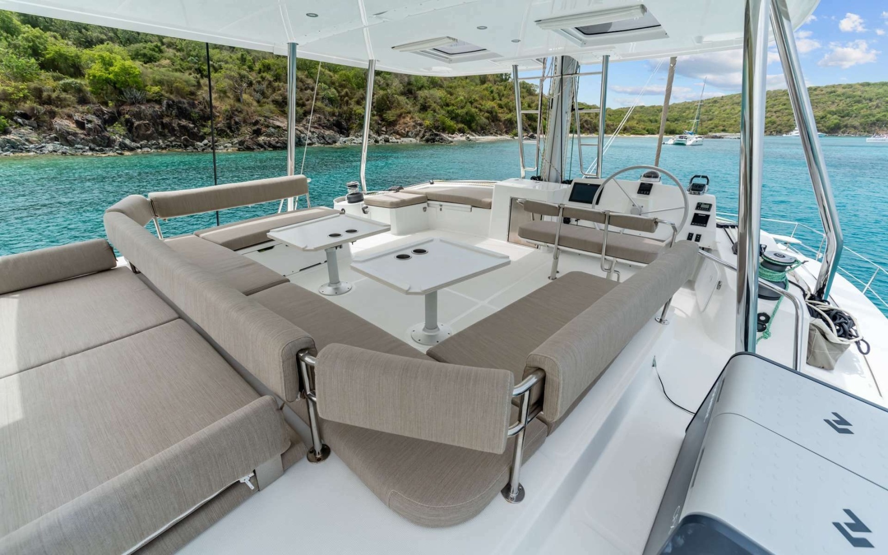 Bali 5.4 Yacht For Sale