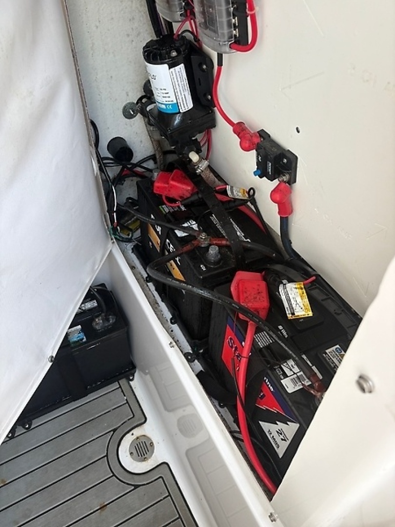 24ft Sportsman Yacht For Sale