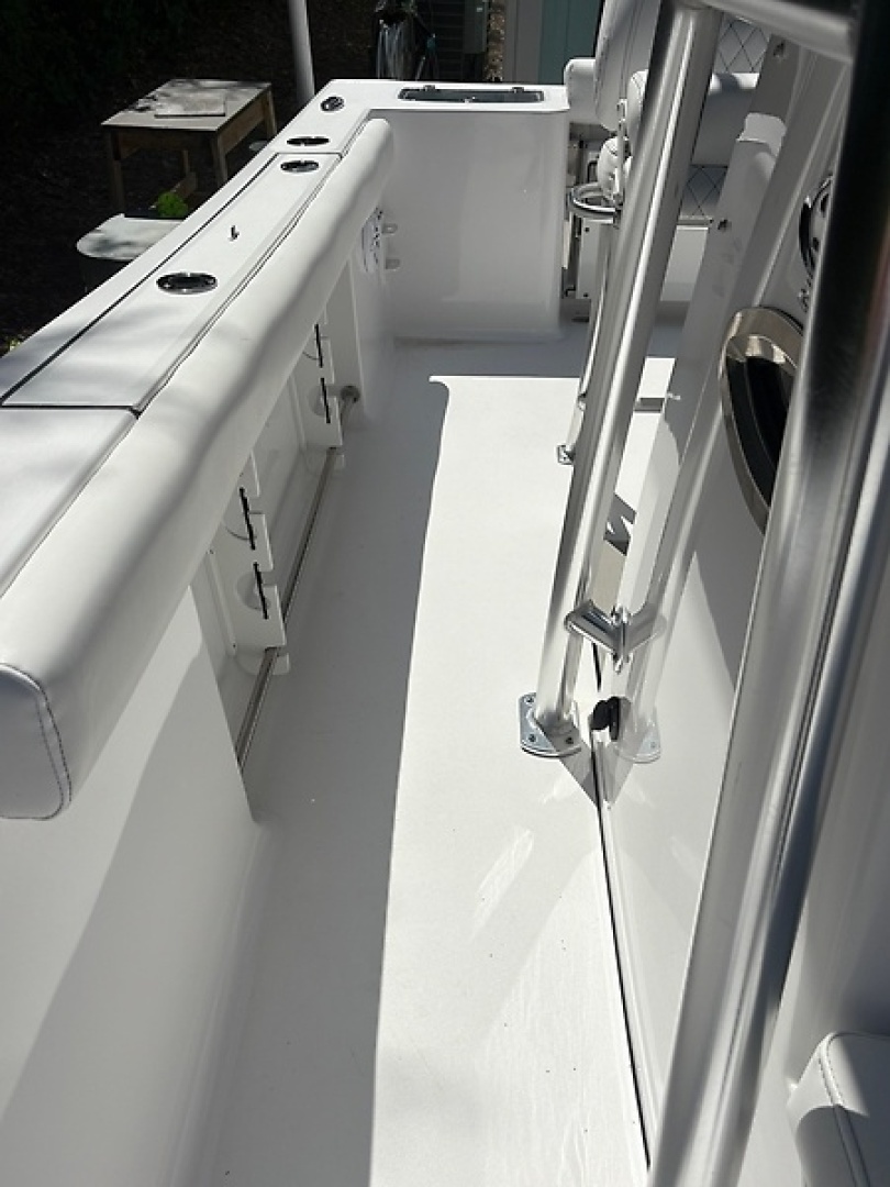 24ft Sportsman Yacht For Sale