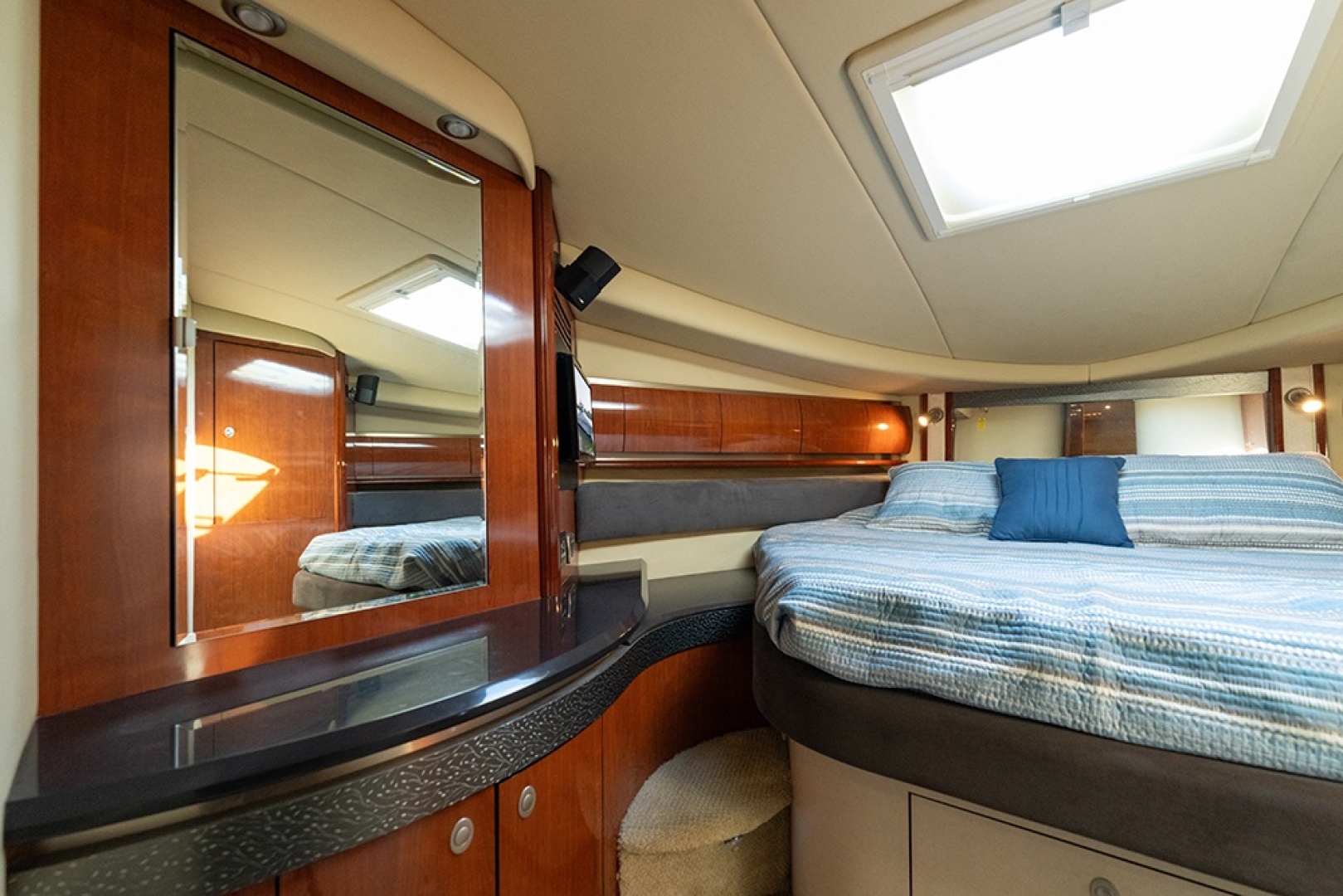 Sea Ray 500 Sundancer — LILLY GRACE - Photo 32