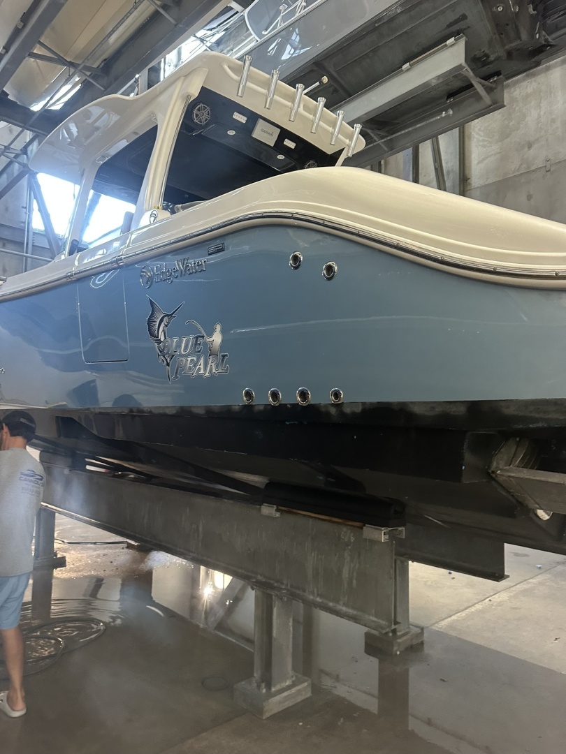 Edgewater 370CC — BLUE PEARL - Photo 26