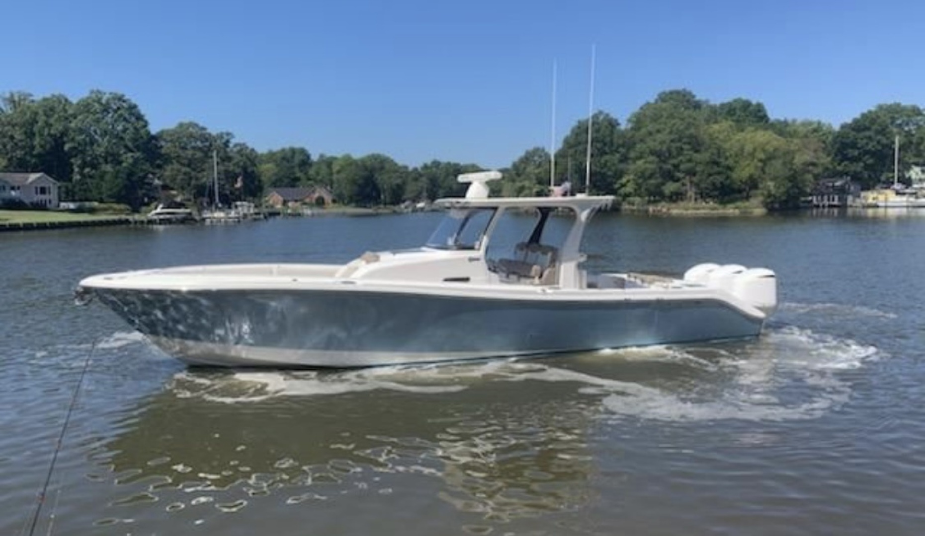 Edgewater 370CC — BLUE PEARL - Photo 20