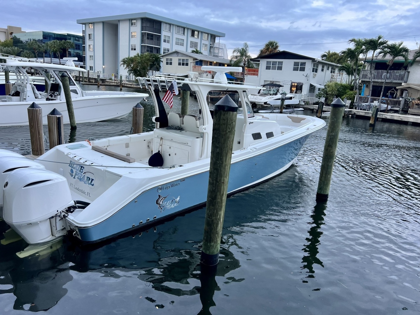 Edgewater 370CC — BLUE PEARL - Photo 33