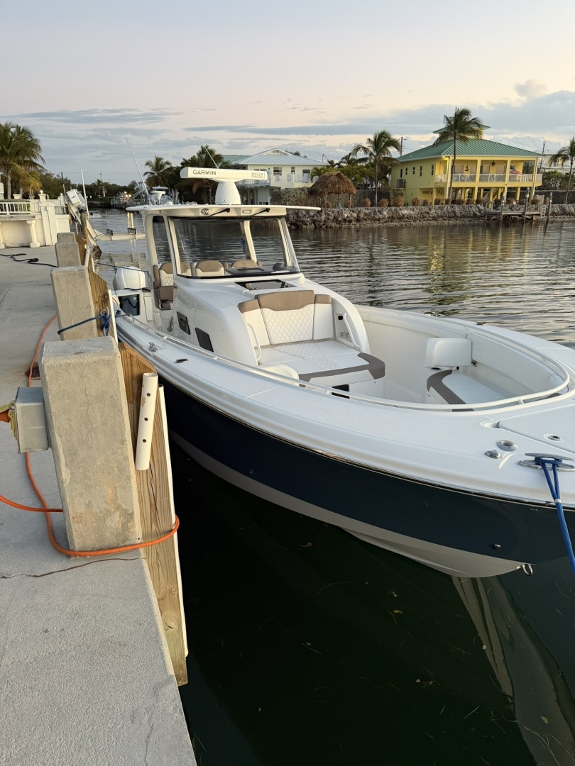 Edgewater 370CC — BLUE PEARL - Photo 36