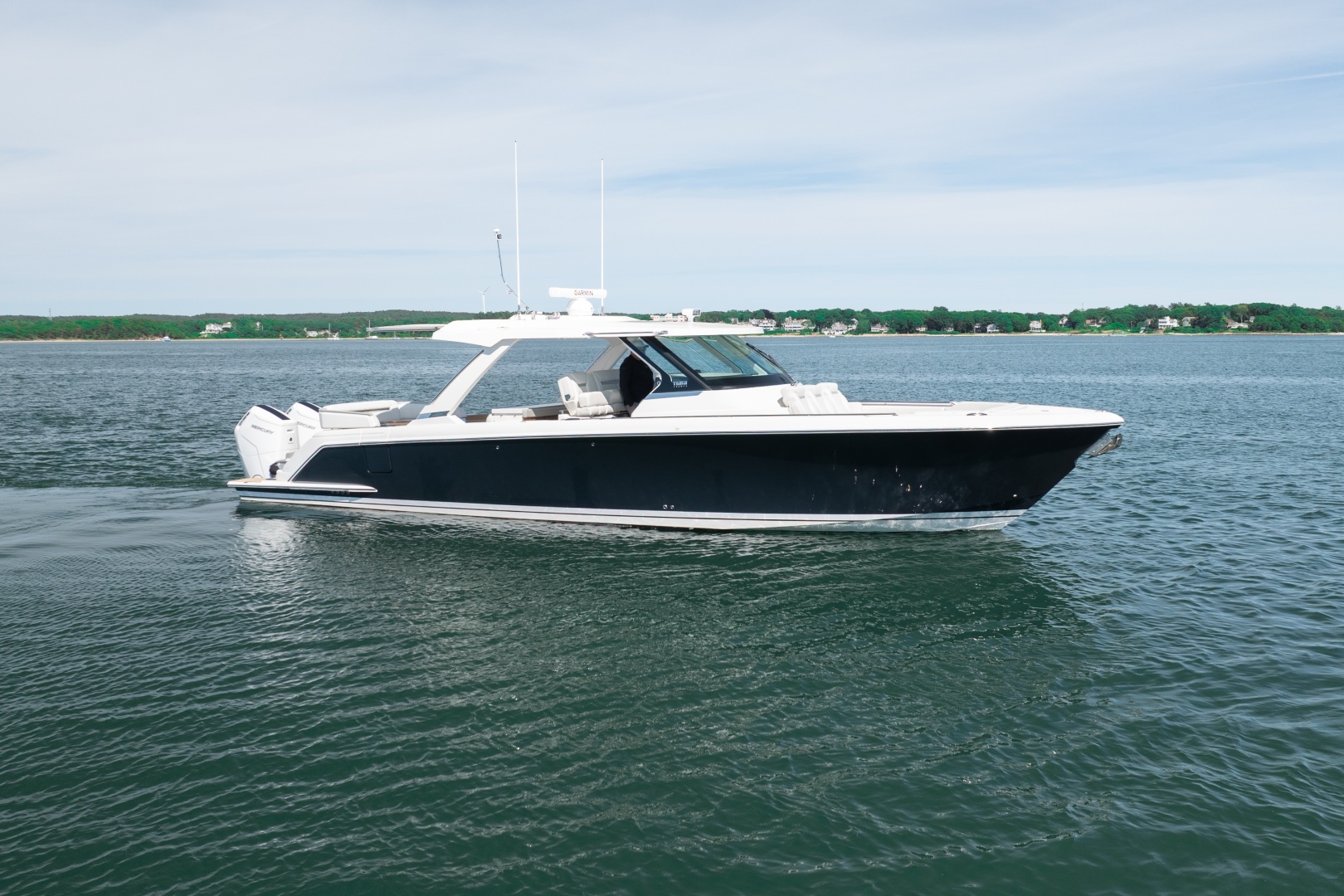 2024 Tiara Sport 