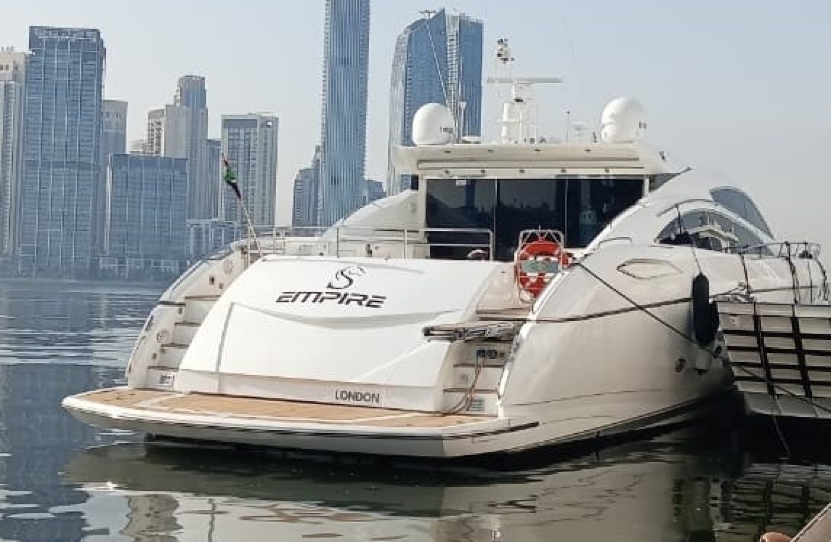 Sunseeker Predator 82