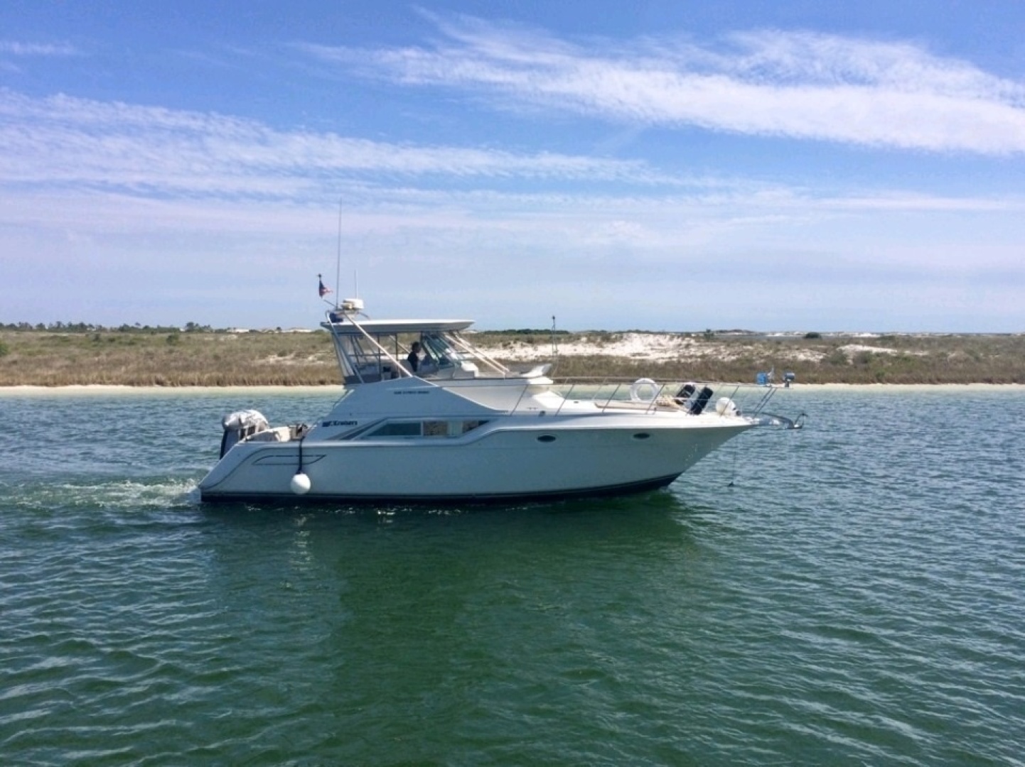 42' Cruisers starboard profile