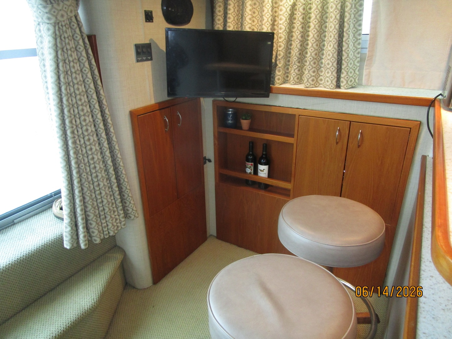 Manifest 42ft Cruisers Yachts Yacht For Sale