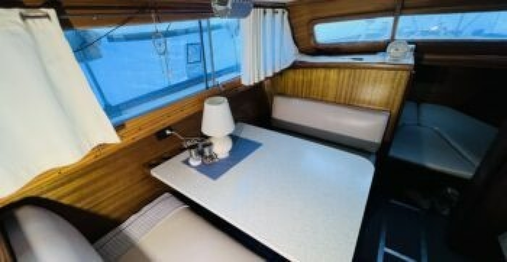 36ft Chris Craft Yacht For Sale