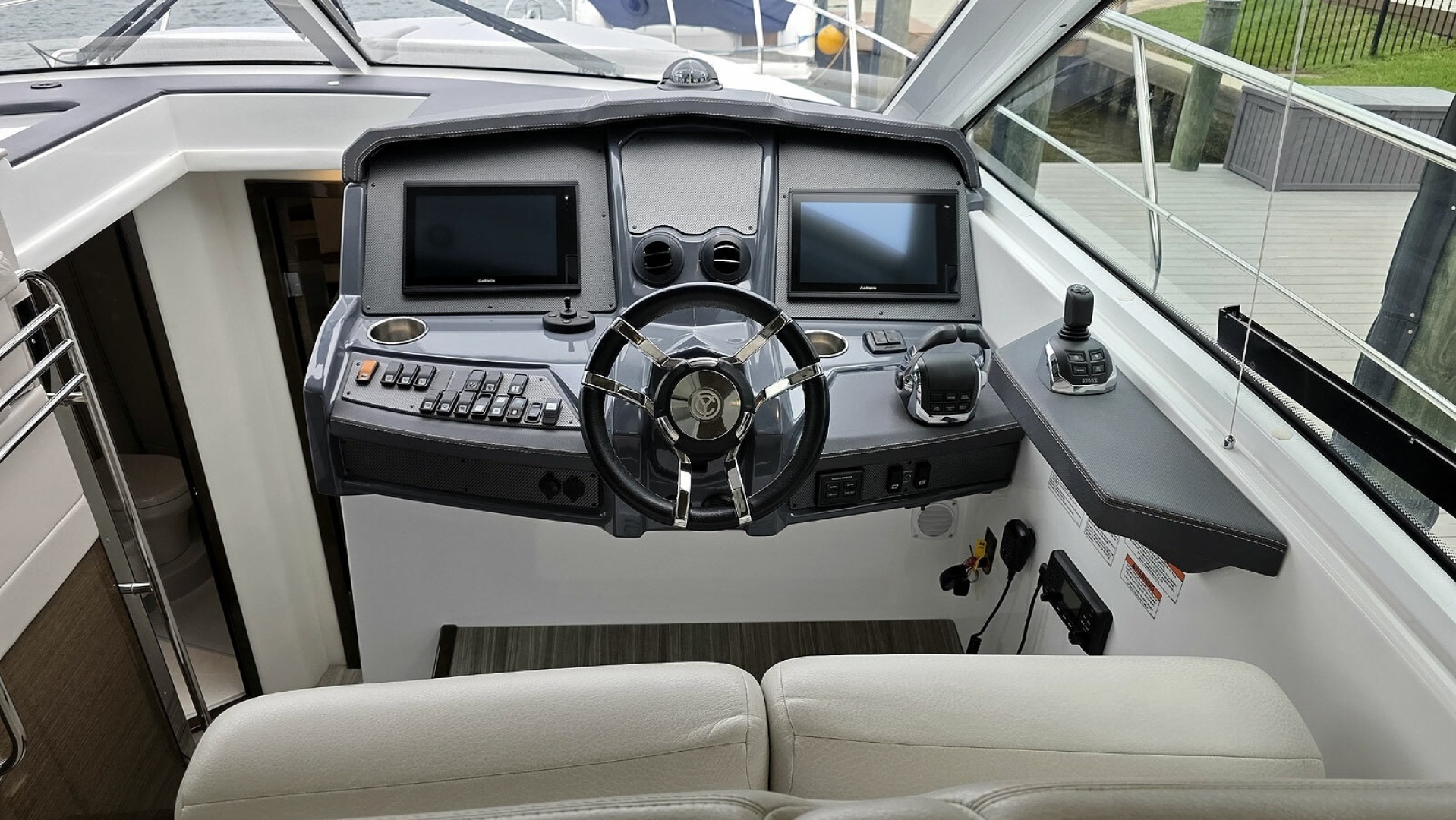 Cruisers Yachts Cantius 45 — Journey to… - Photo 23