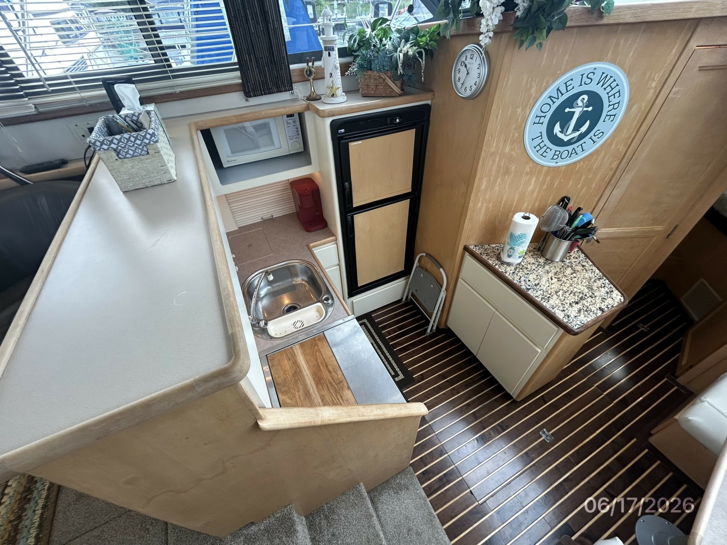 Exodus 43ft Carver Yacht For Sale