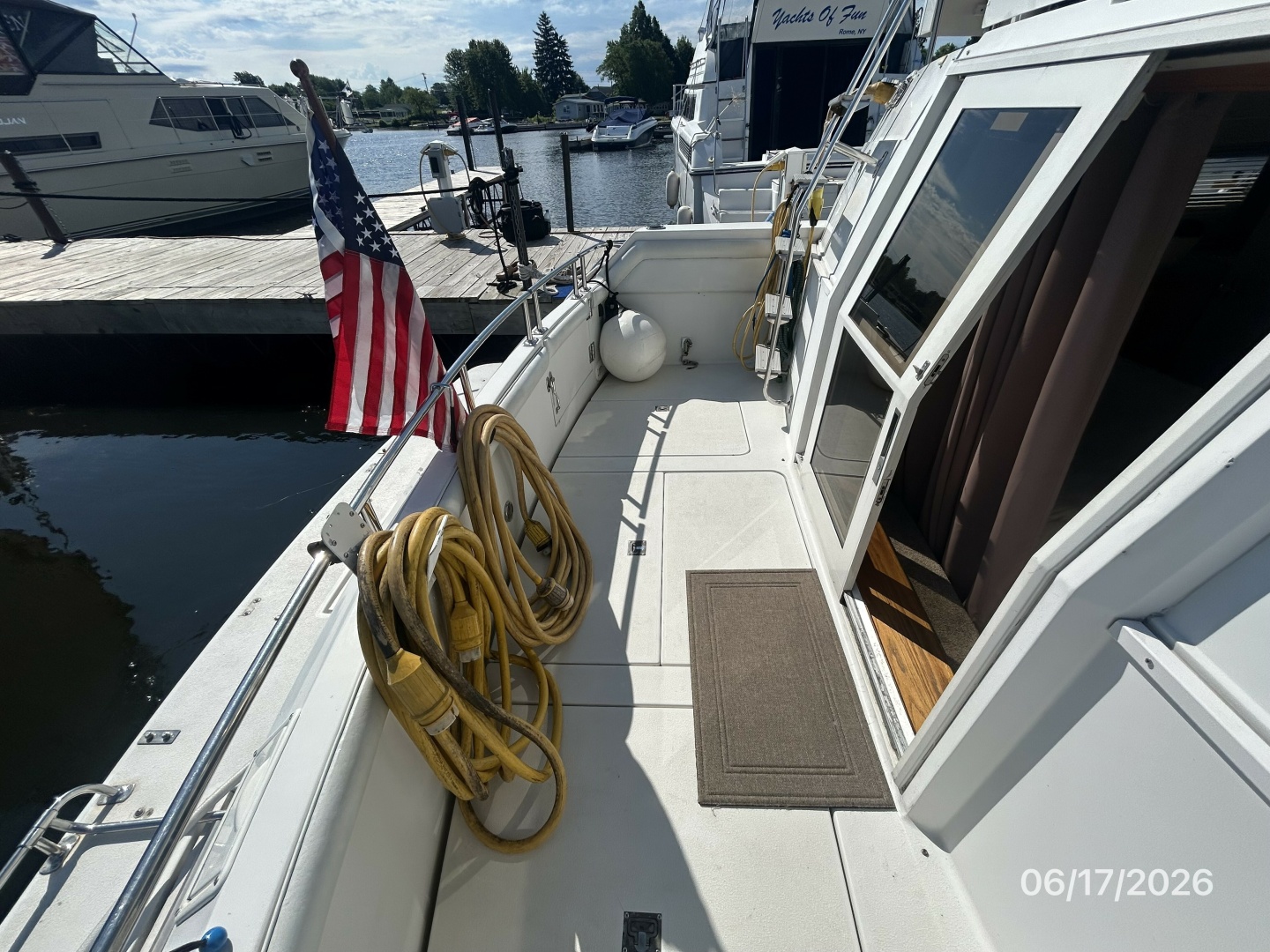 43' Caver cockpit port