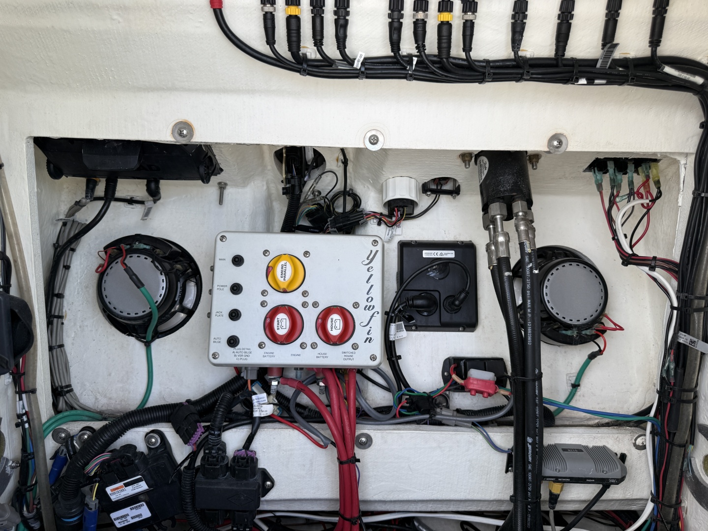 2017 Yellowfin 24 Bay CE