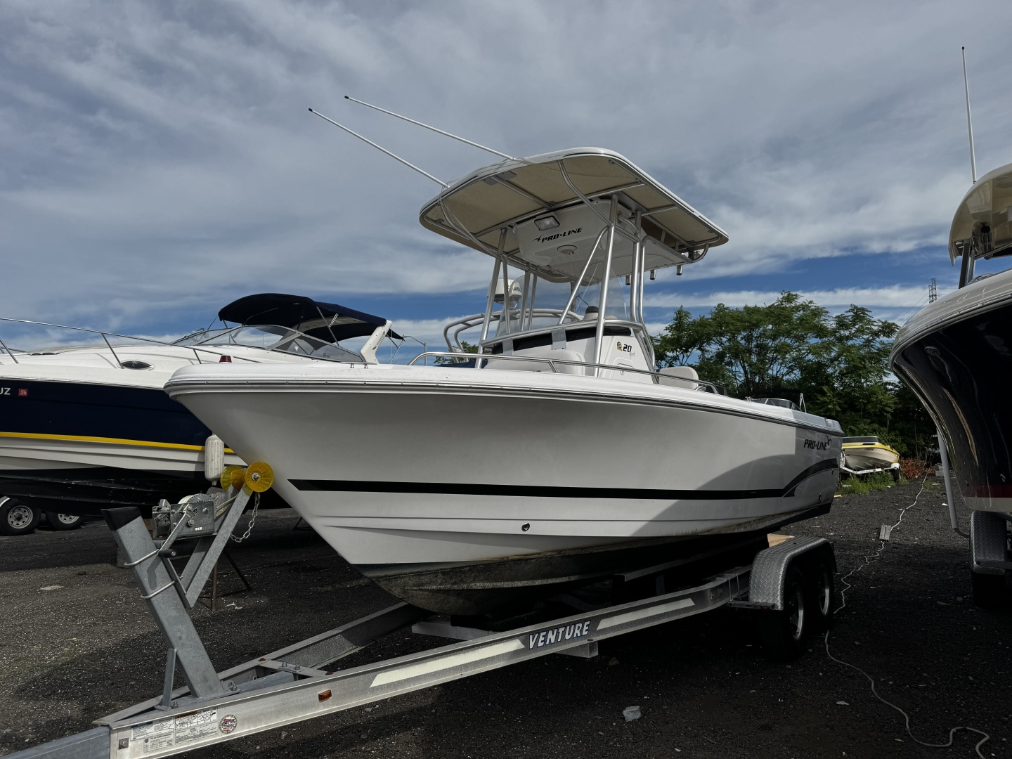 20ft Pro Line Yacht For Sale