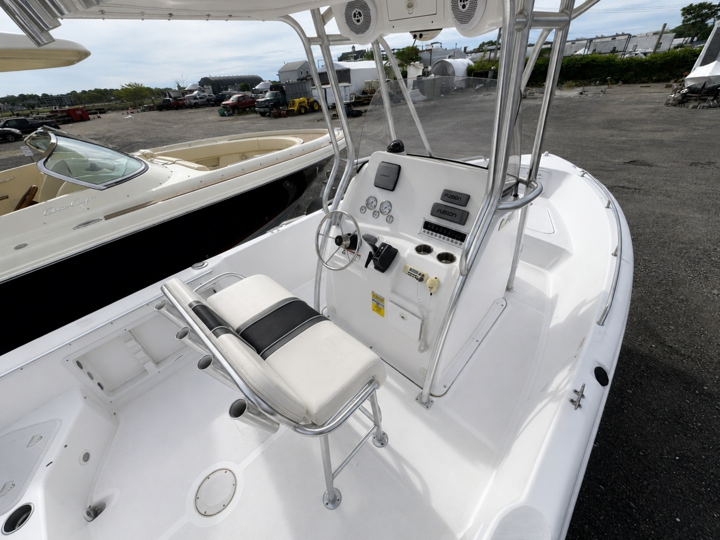 20ft Pro Line Yacht For Sale