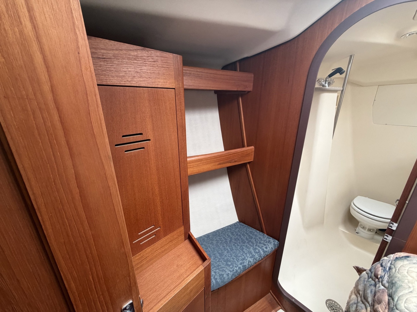 1998 Hunter 410