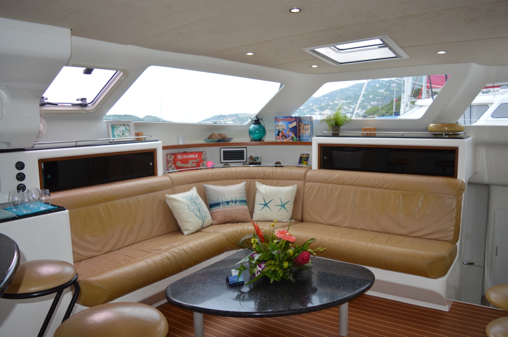 2011 Voyage Yachts 520