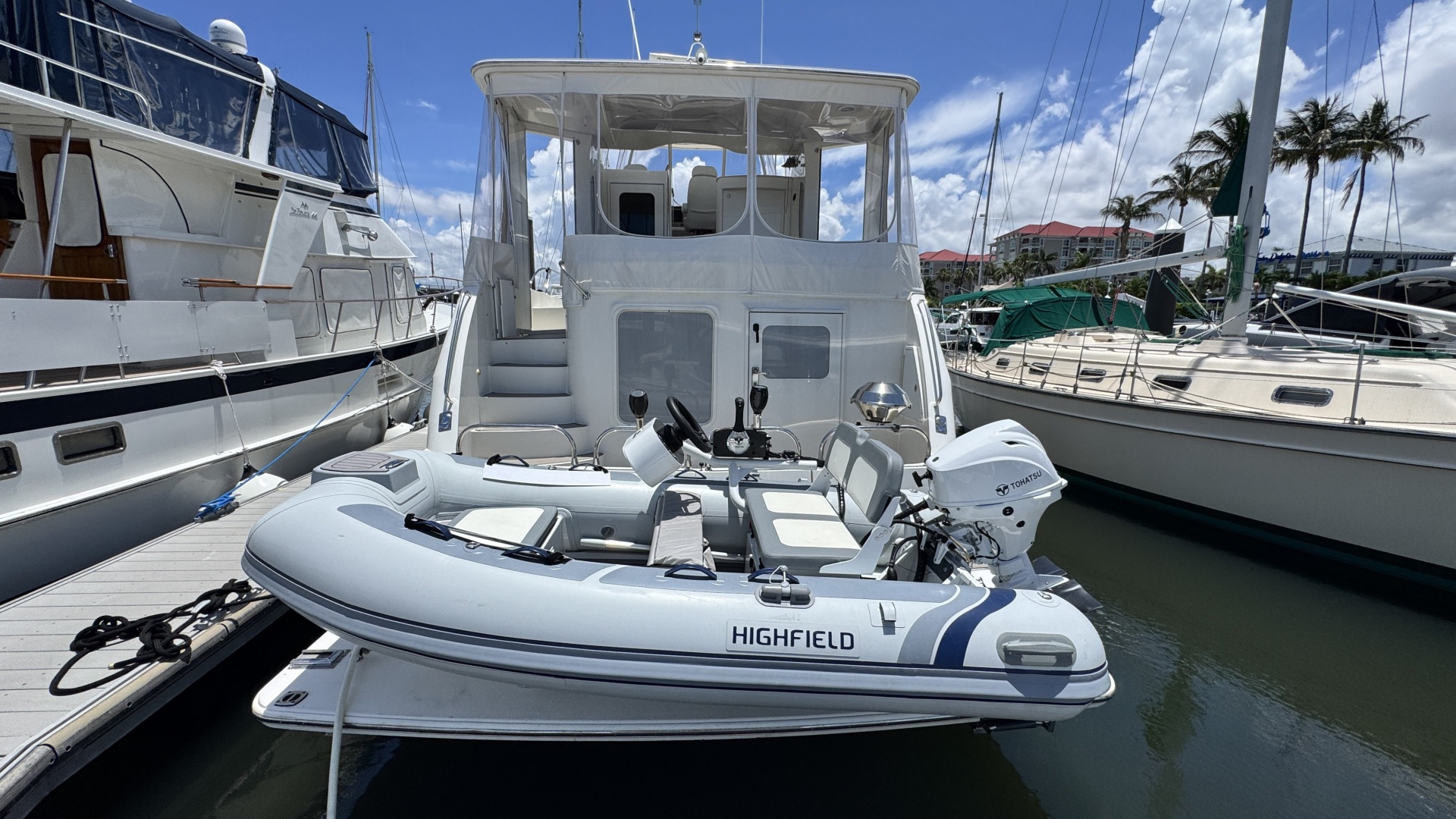 Splash amp Dash 47ft Carver Yacht For Sale Splash amp Dash 47ft Carver Yacht For Sale