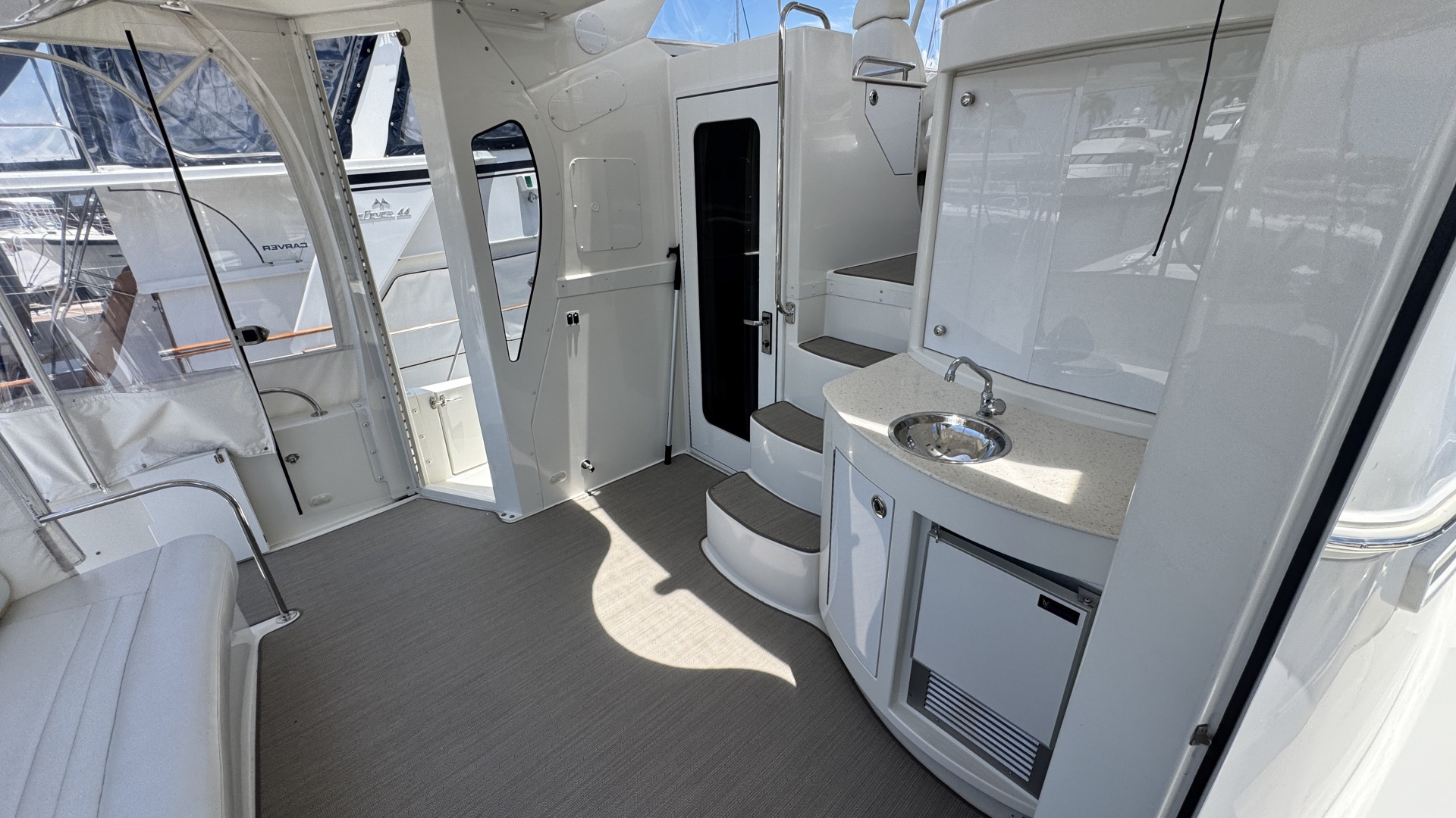 Splash amp Dash 47ft Carver Yacht For Sale Splash amp Dash 47ft Carver Yacht For Sale