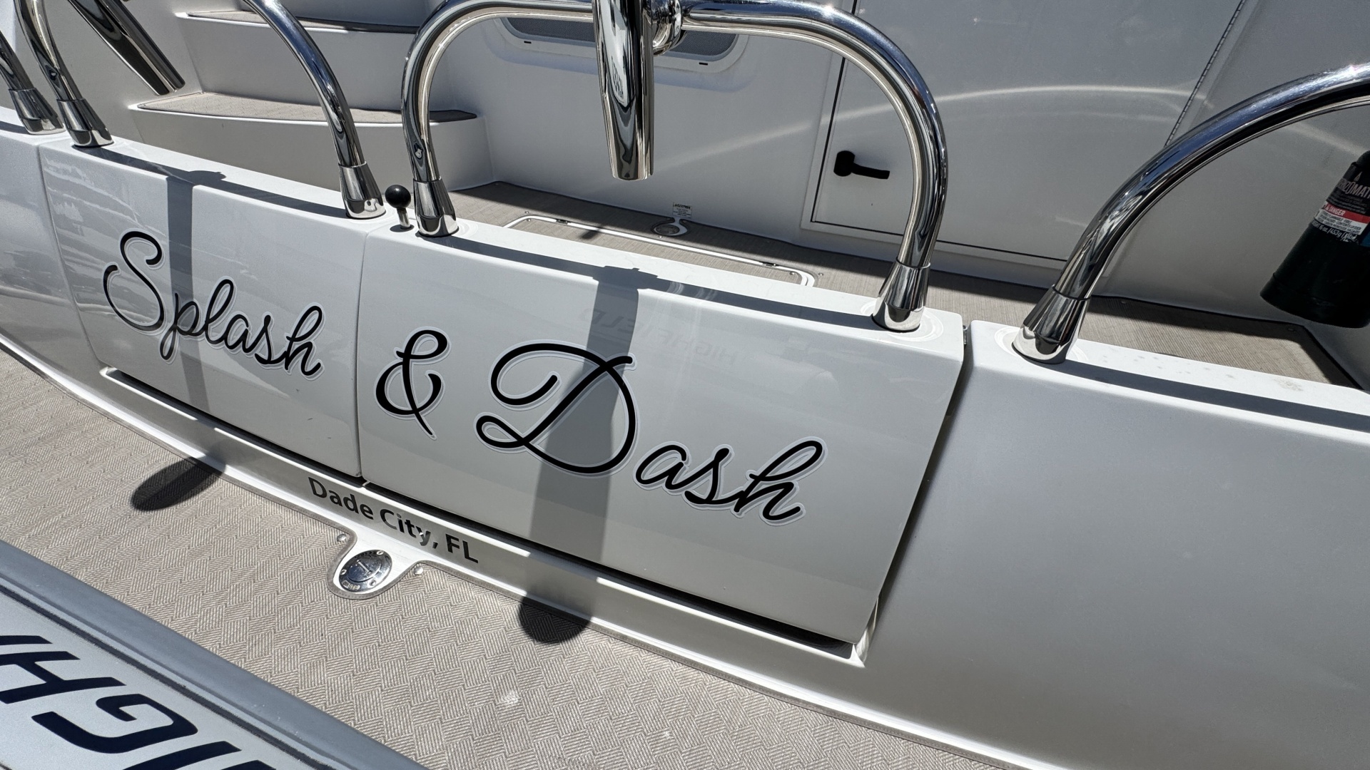 Splash amp Dash 47ft Carver Yacht For Sale Splash amp Dash 47ft Carver Yacht For Sale