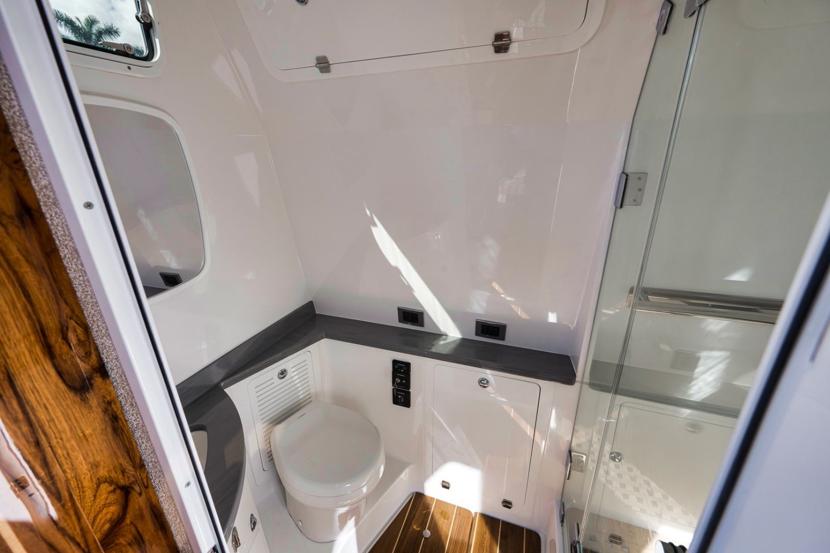 HCB 53 Suenos Yacht For Sale