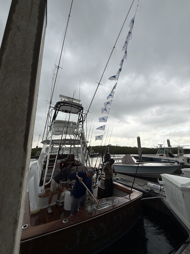 Winter Custom Yachts 38 Walk Around Yacht For Sale