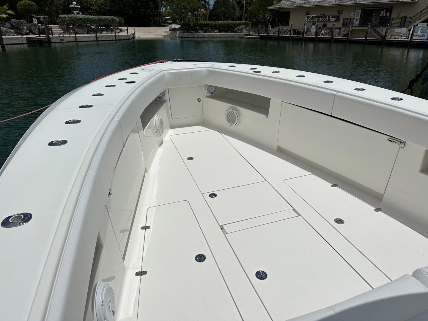 SeaVee 390Z Yacht For Sale
