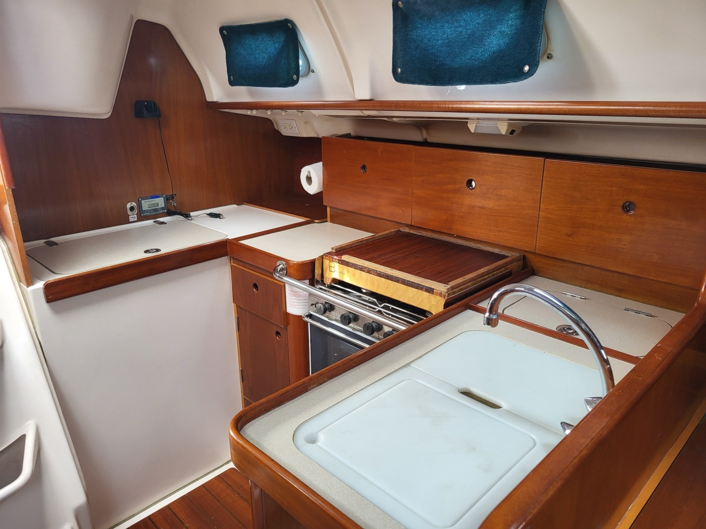 1996 Beneteau Oceanis 321