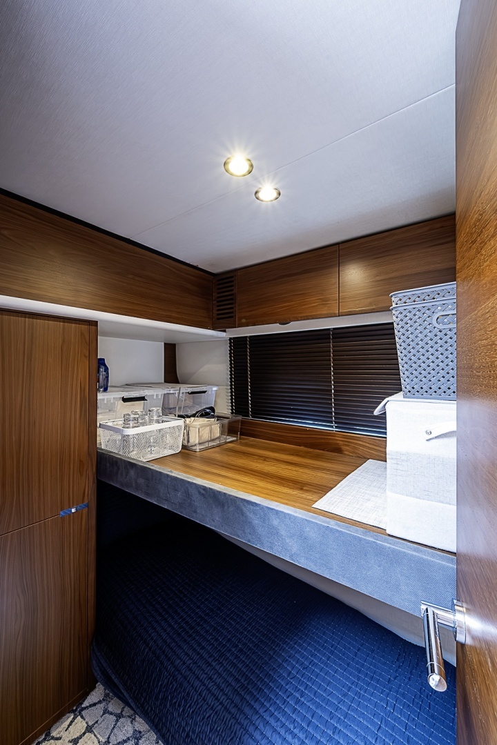 Princess S65 Yacht For Sale