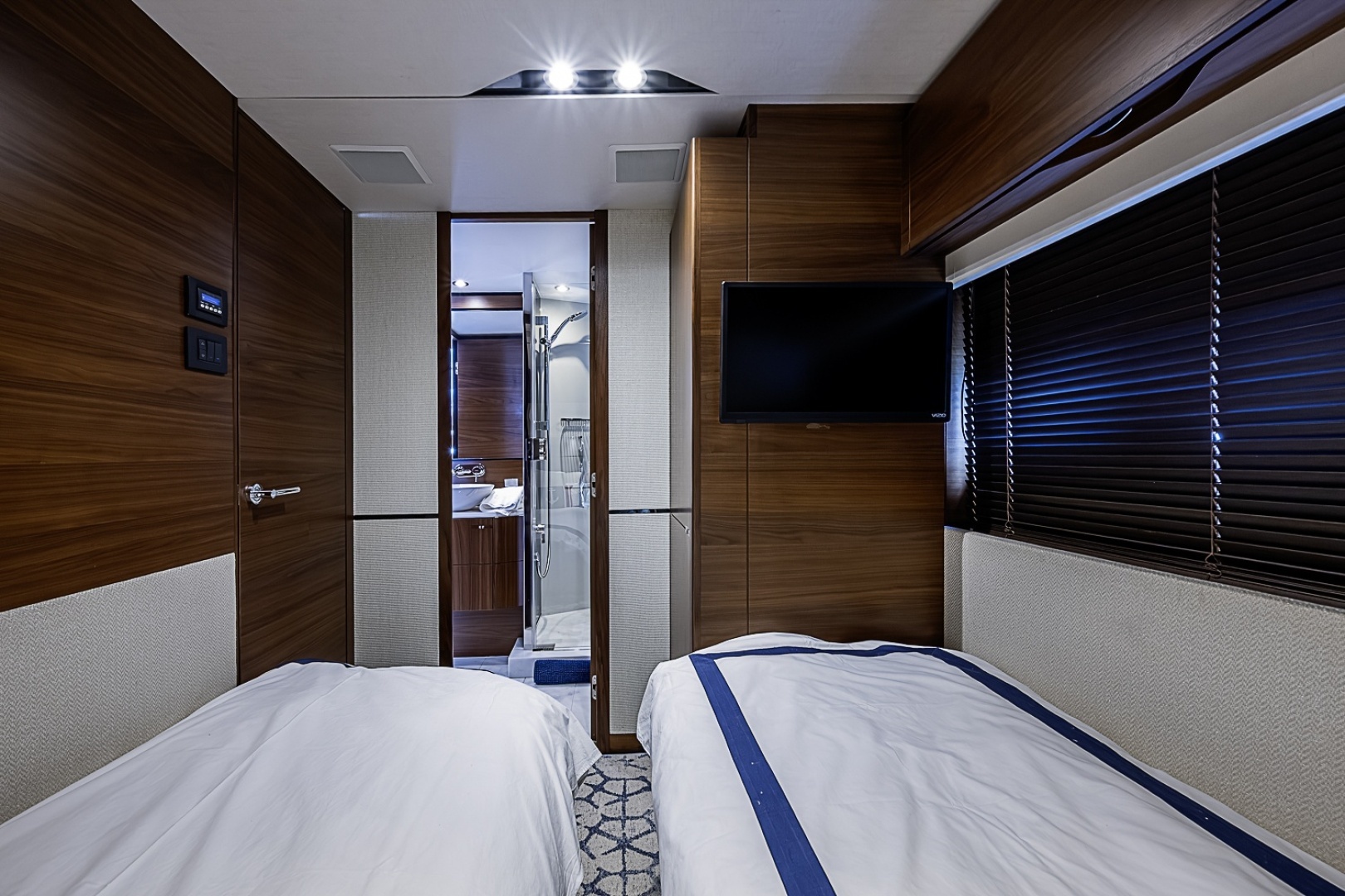 Princess S65 Yacht For Sale