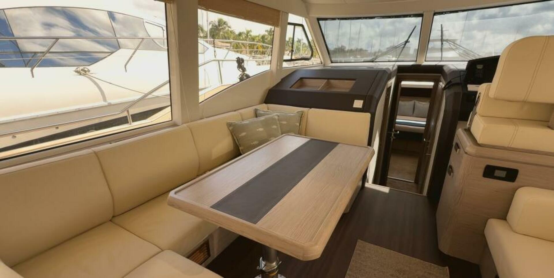 Greenline 48 Fly Hybrid — Electric Summer - Photo 40