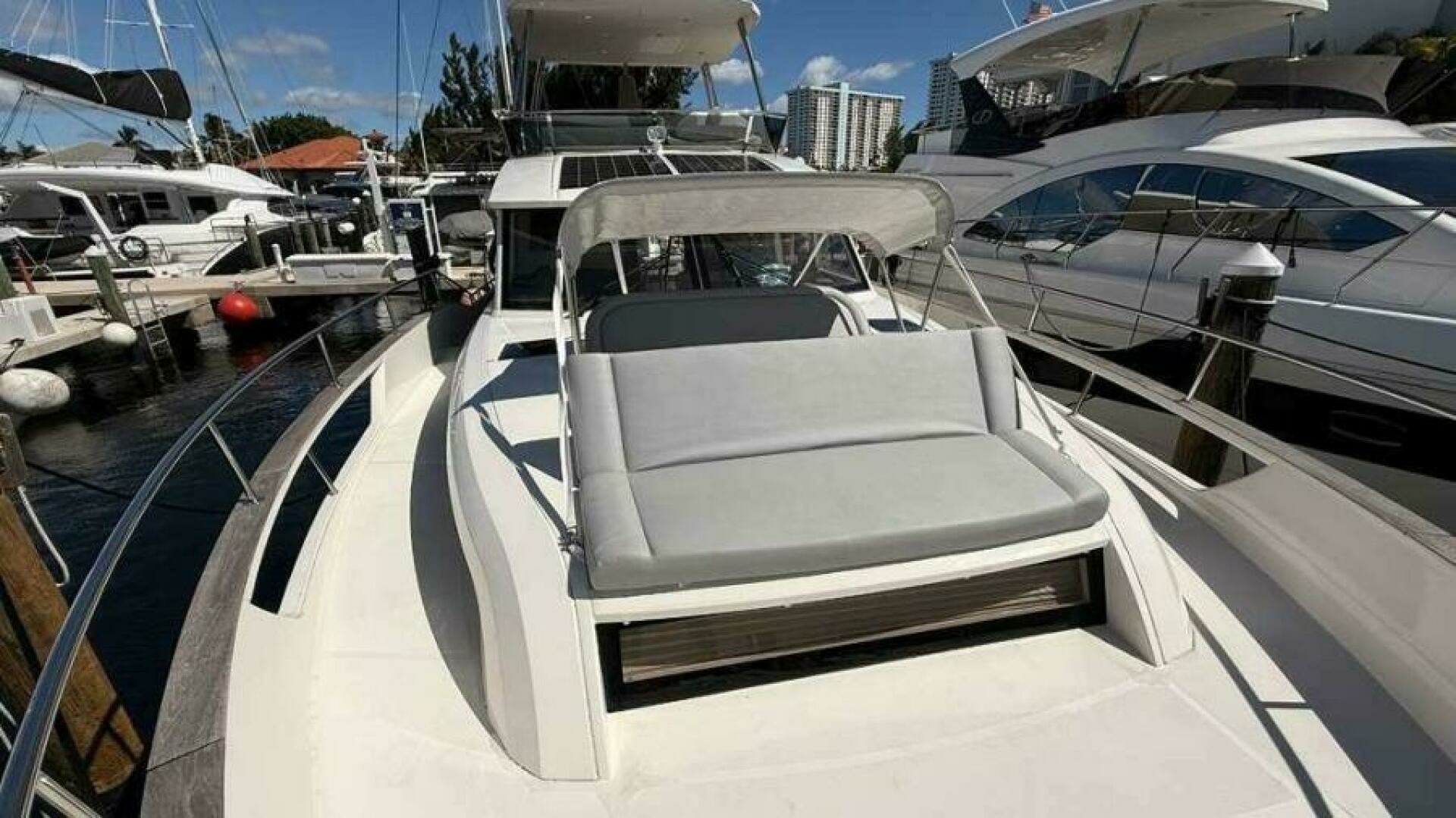 Greenline 48 Fly Hybrid Yacht For Sale