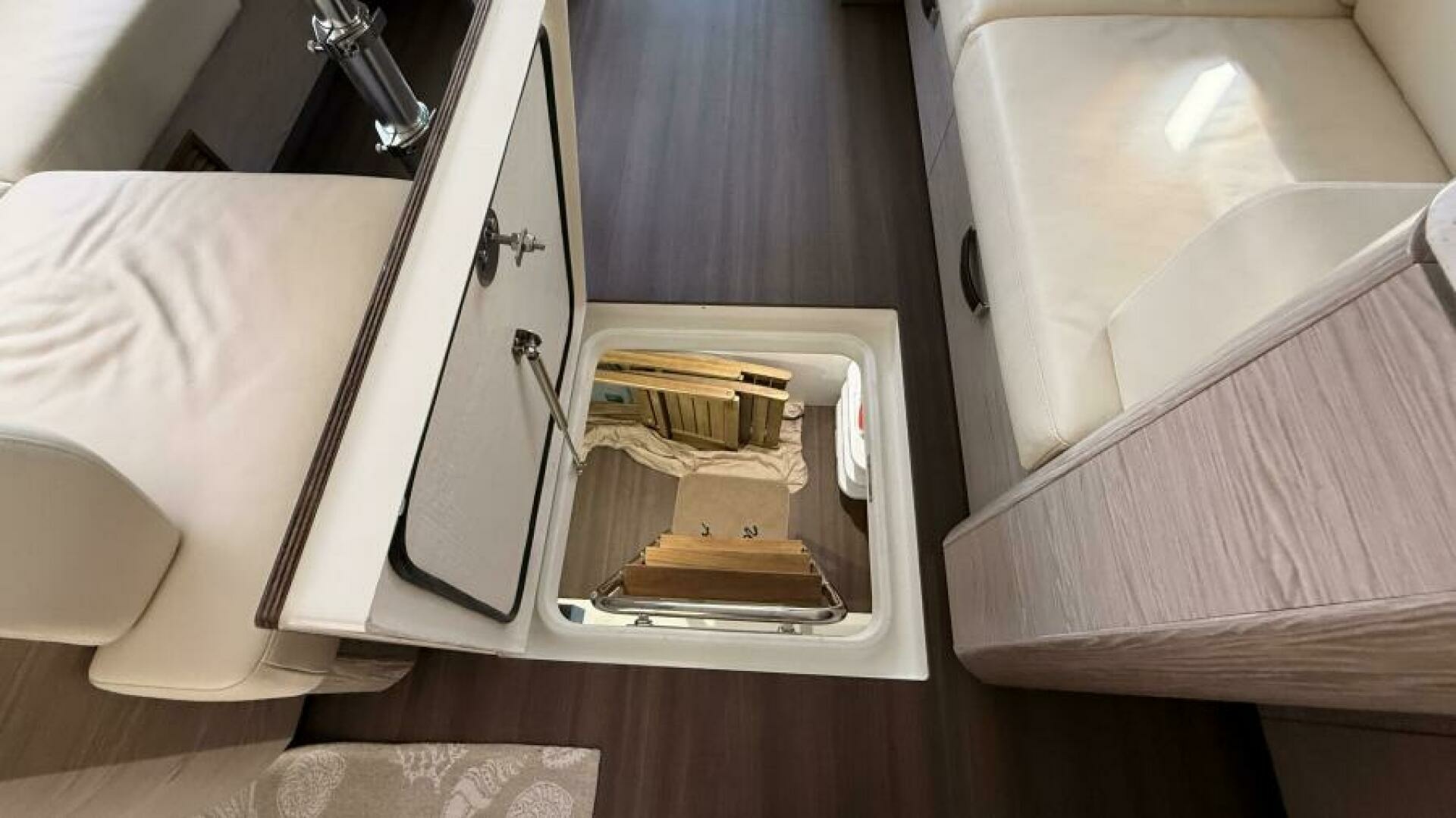 Greenline 48 Fly Hybrid Yacht For Sale